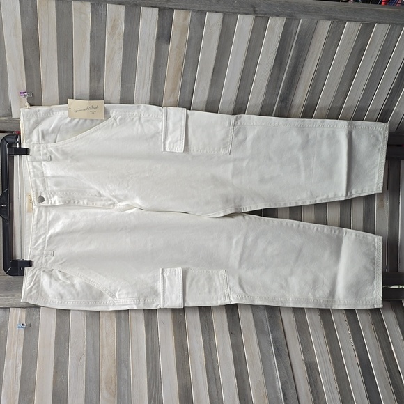 Women's Mid-Rise Boyfriend Jeans | Universal Thread | 16 - Picture 1 of 13